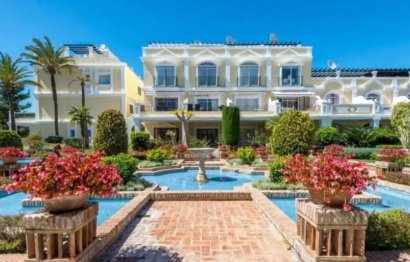 Apartment - Duplex - Resale - Marbella -
                Aloha