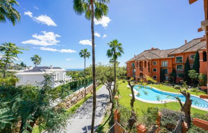 Apartment - Middle Floor Apartment - Resale - Benahavís - Monte Halcones