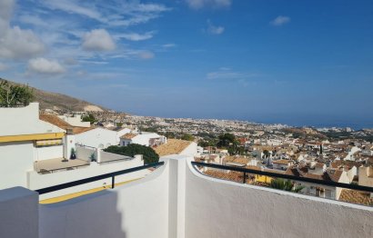 Apartment - Middle Floor Apartment - Resale - Benalmádena - Benalmadena Centro