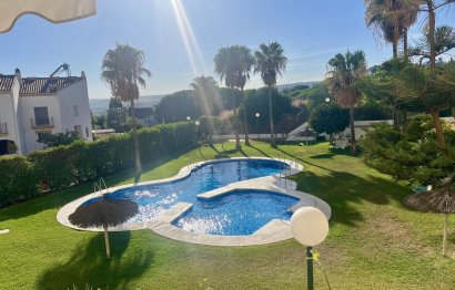 Apartment - Middle Floor Apartment - Resale - Estepona - Estepona Centro