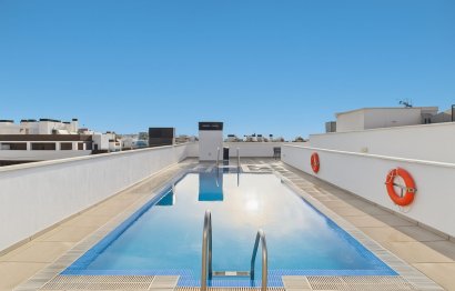 Apartment - Middle Floor Apartment - Resale - Estepona - Estepona Centro