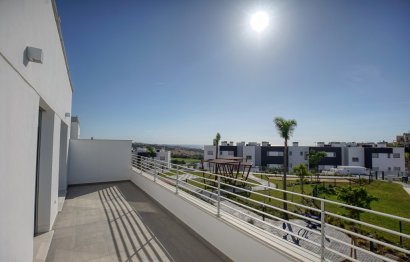 Apartment - Middle Floor Apartment - Resale - Estepona - Estepona Centro