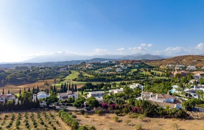 Apartment - Middle Floor Apartment - Resale - Estepona - Estepona Centro