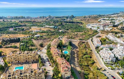 Apartment - Middle Floor Apartment - Resale - Estepona - Estepona Centro