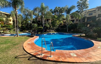 Apartment - Middle Floor Apartment - Resale - Estepona - Estepona Centro