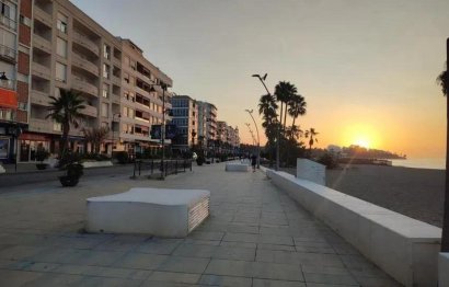 Apartment - Middle Floor Apartment - Resale - Estepona - Estepona Centro