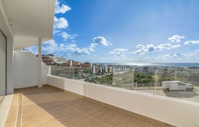 Apartment - Middle Floor Apartment - Resale - Estepona - Estepona Centro