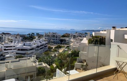 Apartment - Middle Floor Apartment - Resale - Estepona - Estepona Centro