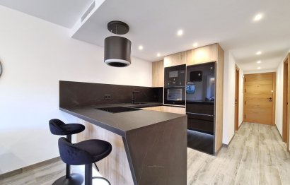 Apartment - Middle Floor Apartment - Resale - Estepona - Estepona Centro