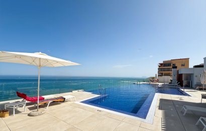 Apartment - Middle Floor Apartment - Resale - Estepona - Estepona Centro