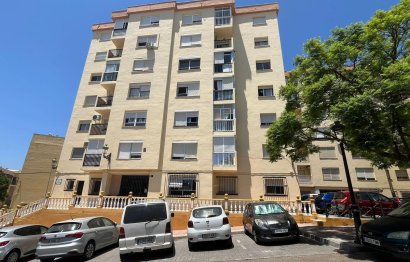 Apartment - Middle Floor Apartment - Resale - Estepona - Estepona Centro