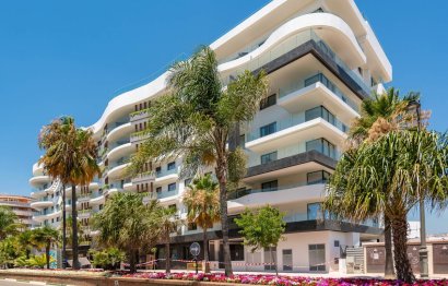 Apartment - Middle Floor Apartment - Resale - Estepona - Estepona