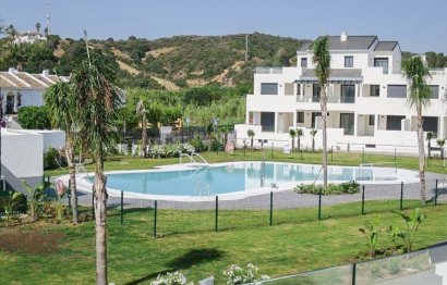 Apartment - Middle Floor Apartment - Resale - Estepona -
                Estepona