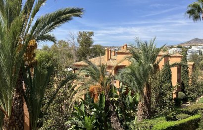 Apartment - Middle Floor Apartment - Resale - Estepona - Estepona