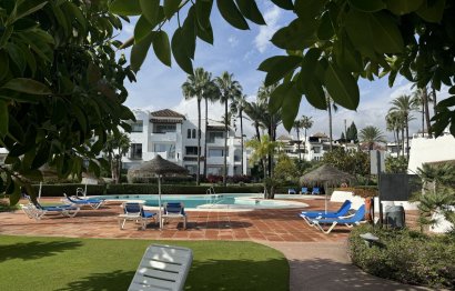 Apartment - Middle Floor Apartment - Resale - Estepona - Estepona