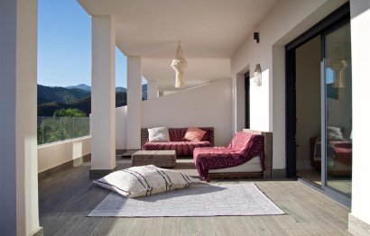 Apartment - Middle Floor Apartment - Resale - Estepona - Selwo