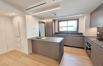 Apartment - Middle Floor Apartment - Resale - Fuengirola - Fuengirola Centro