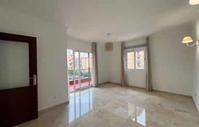 Apartment - Middle Floor Apartment - Resale - Fuengirola - Fuengirola Centro