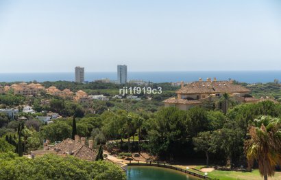 Apartment - Middle Floor Apartment - Resale - Marbella - Elviria