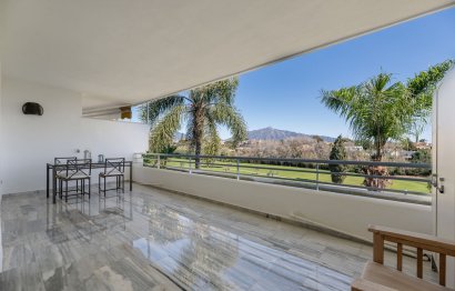 Apartment - Middle Floor Apartment - Resale - Marbella - Guadalmina Baja