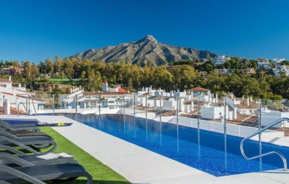 Apartment - Middle Floor Apartment - Resale - Marbella -
                Nueva Andalucia