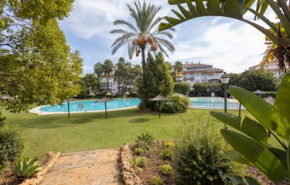 Apartment - Middle Floor Apartment - Resale - Marbella - Puerto Banús