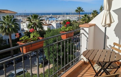 Apartment - Middle Floor Apartment - Resale -
            Marbella - RSF-19903