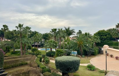 Apartment - Middle Floor Apartment - Resale -
            Marbella - RSF-22996