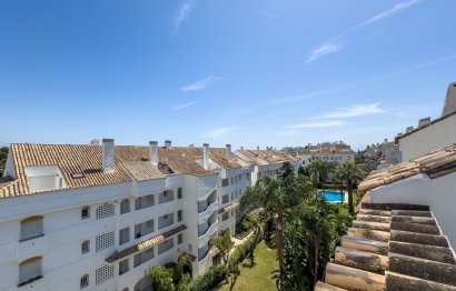 Apartment - Penthouse Duplex - Resale - Marbella - Guadalmina Baja