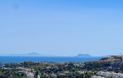 Apartment - Penthouse - Resale - Benahavís - La Quinta