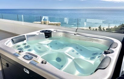 Apartment - Penthouse - Resale - Benalmádena - Benalmadena Costa