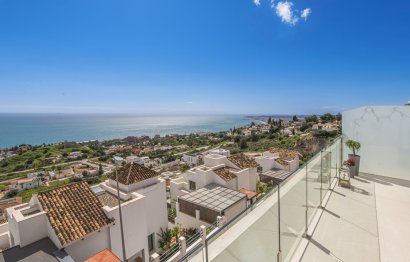 Apartment - Penthouse - Resale -
            Benalmádena - RSF-17288