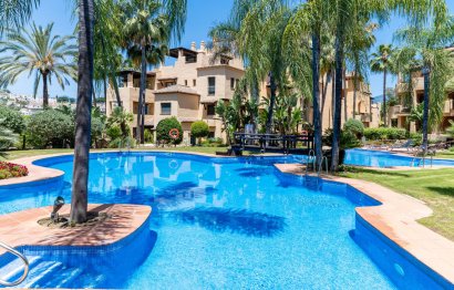 Apartment - Penthouse - Resale - Estepona - Atalaya