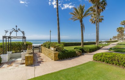 Apartment - Penthouse - Resale - Estepona - Estepona Centro