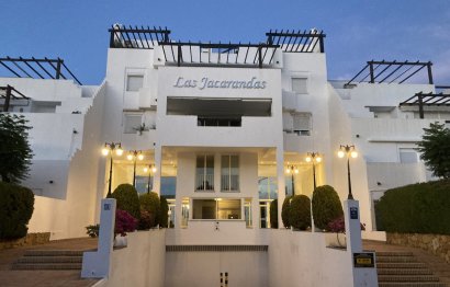 Apartment - Penthouse - Resale - Estepona - Estepona Centro