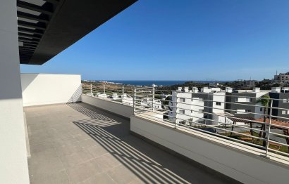 Apartment - Penthouse - Resale - Estepona - Estepona Centro