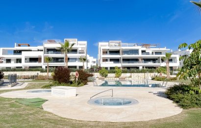 Apartment - Penthouse - Resale - Estepona - Estepona Centro