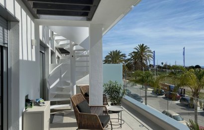 Apartment - Penthouse - Resale - Estepona - Estepona Centro