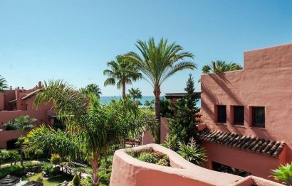 Apartment - Penthouse - Resale - Estepona - Estepona Centro