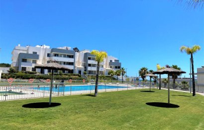 Apartment - Penthouse - Resale - Estepona - Estepona Centro