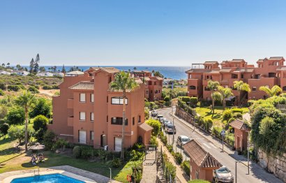 Apartment - Penthouse - Resale - Estepona - Estepona Centro