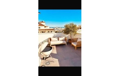 Apartment - Penthouse - Resale - Estepona - Estepona Centro