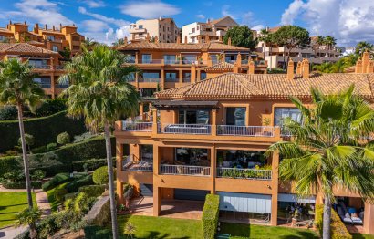 Apartment - Penthouse - Resale - Estepona - Estepona Centro