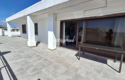 Apartment - Penthouse - Resale - Estepona - Estepona Centro