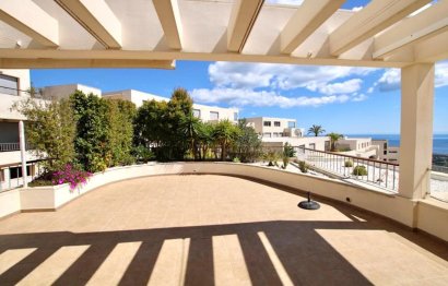 Apartment - Penthouse - Resale - Marbella - Altos de los Monteros