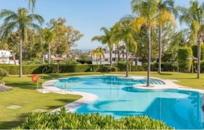 Apartment - Penthouse - Resale - Marbella - Nueva Andalucia