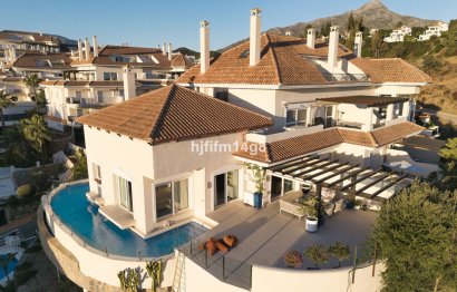 Apartment - Penthouse - Resale - Marbella - Nueva Andalucia