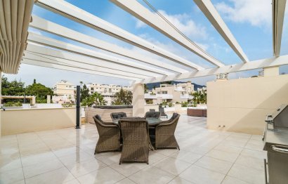 Apartment - Penthouse - Resale - Marbella - Nueva Andalucia