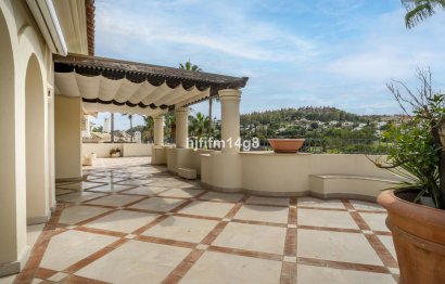 Apartment - Penthouse - Resale - Marbella - Nueva Andalucia