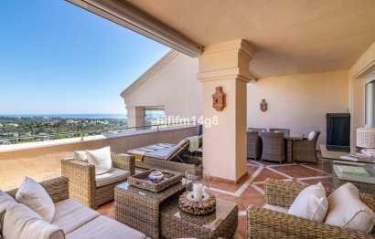 Apartment - Penthouse - Resale - Marbella - Nueva Andalucia